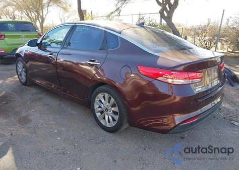 2017 Kia Optima Ex z USA, uszkodzony, nr VIN 5XXGU4L33HG158794